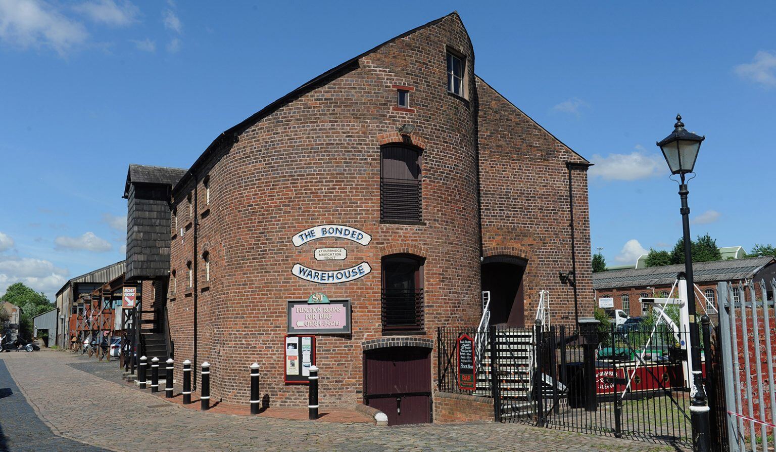 Bonded warehouse Stourbridge